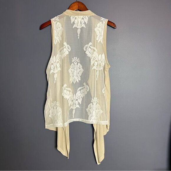 Chico's Lace Back Dayna Vest Beige Ivory Bohemian Size Small Neutral Lightweight - Picture 4 of 16